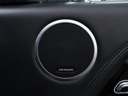 Land Rover Range Rover 4.4 SD V8 Vogue SE SUV 5dr Diesel Auto 4WD Euro 6 (s/s) (339 ps) 24