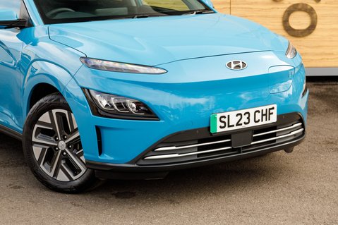 Hyundai KONA PREMIUM 11