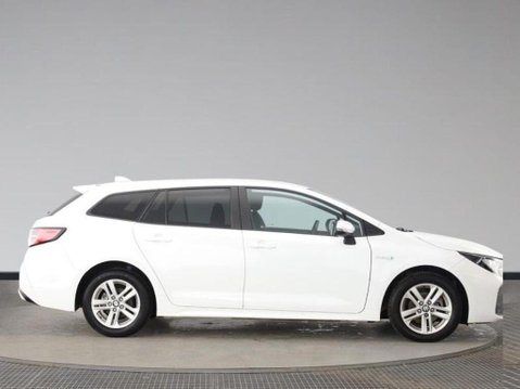Suzuki Swace MOTION 4