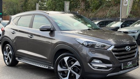 Hyundai TUCSON CRDI PREMIUM SE - 2 OWNERS - 10 HYUNDAI SERVICES  