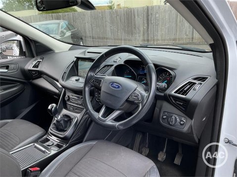 Ford Kuga 2.0 TDCi Titanium Euro 6 (s/s) 5dr 4