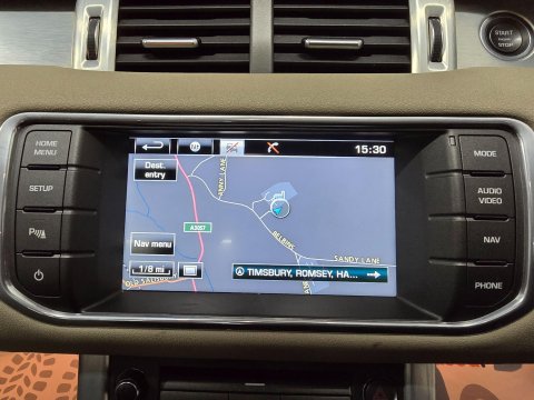 Land Rover Range Rover Evoque 2.2 SD4 Pure Tech Auto 4WD Euro 5 (s/s) 5dr 28