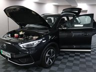 MG ZS TROPHY 16
