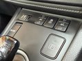 Toyota Auris VVT-I HYBRID BUSINESS EDITION TSS 19