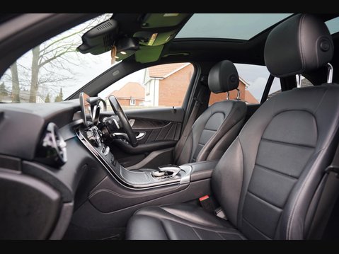 Mercedes-Benz GLC 2.1 GLC250d AMG Line (Premium Plus) G-Tronic 4MATIC Euro 6 (s/s) 5dr 19