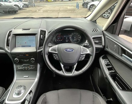 Ford S-Max 2.5 S-Max Titanium HEV CVT 5dr 19