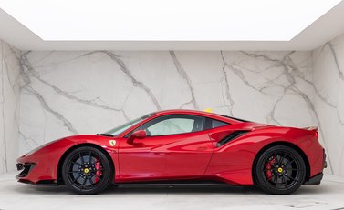 Ferrari 488 Pista 2