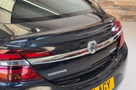 Vauxhall Insignia 2.0 CDTi ecoFLEX Design Hatchback 5dr Diesel Manual Euro 5 (s/s) (140 ps) 50