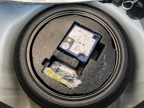 Suzuki Swift 1.2 SZ4 [Nav] 5dr Auto 37