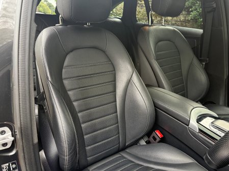 Mercedes-Benz EQC EQC 400 4MATIC AMG LINE PREMIUM 28
