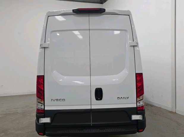 Iveco Daily 35S14 Manual Comfort 4100 Panel Van 7