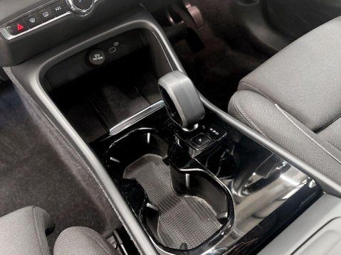 Volvo C40 Recharge 69kWh Plus SUV 5dr Electric Auto (231 ps) 17