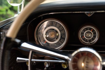 Chrysler New Yorker Town & Country Station Wagon 21