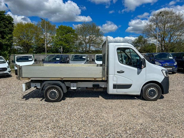 Renault Master Tipper MWB L2 (SOLD) (CAT N Insurance Loss) Business M135 EURO 6 NO VAT 6