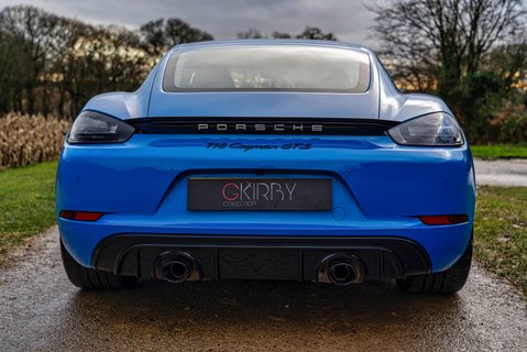 Porsche 718 CAYMAN 4.0 GTS 22
