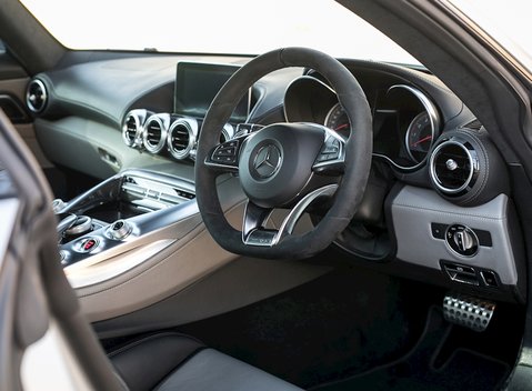 Mercedes-Benz Amg GT GT S 11