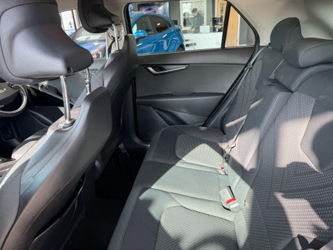 Kia Niro 1.6h GDi Pure DCT Euro 6 (s/s) 5dr 18