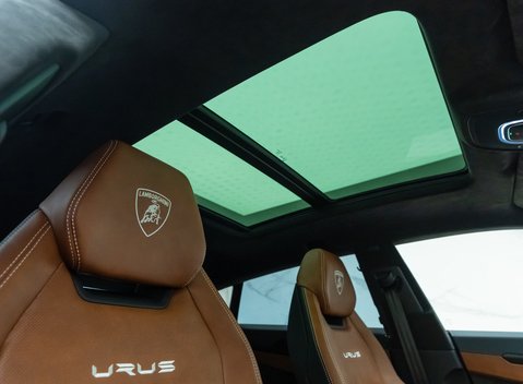 Lamborghini Urus S 16