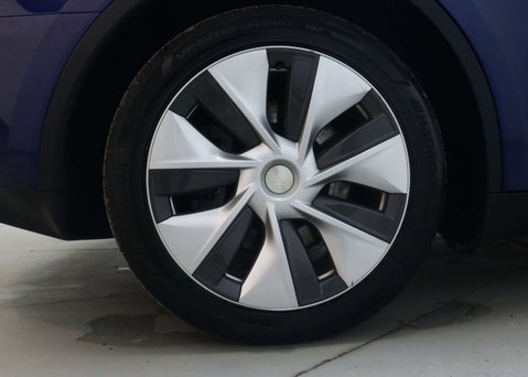 Tesla Model Y (Dual Motor) Long Range SUV 5dr Electric Auto 4WDE (384 bhp) 14