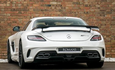 Mercedes-Benz SLS AMG Black Series 3