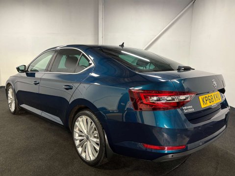 Skoda Superb 2.0 Superb SE L Executive TDI Semi-Auto 5dr 5