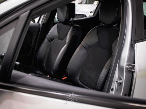 Renault Clio 0.9 Clio GT Line TCe 5dr 22