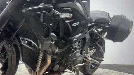 Yamaha MT-10 1000 Hyper-naked Mt 35k serviced extras new battery and MOT 22