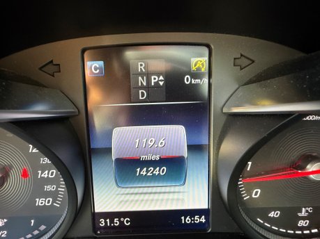 Mercedes-Benz GLC GLC 250 4MATIC AMG LINE PREMIUM 35