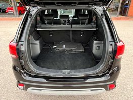 Mitsubishi Outlander 2.4 Outlander Dynamic PHEV CVT 4WD 5dr 77