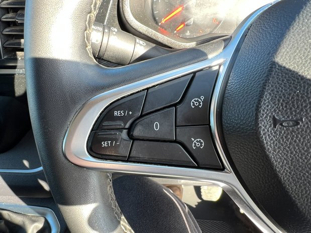 Renault Trafic LWB L2H1 Sport L130 Air Con Alloys Nav Sensors EURO 6 NO VAT 38