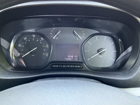 Vauxhall Vivaro 2.0 Turbo D 3100 Dynamic Crew Van L2 H1 Euro 6 (s/s) 5dr 14