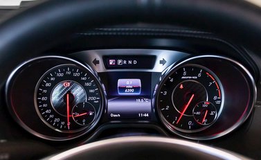 Mercedes-Benz SL Class SL63 14