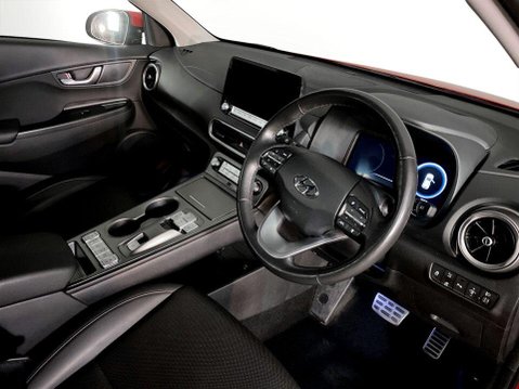 Hyundai KONA 64kWh Ultimate SUV 5dr Electric Auto (10.5kW Charger) (204 ps) Air Con - B 12
