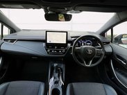 Toyota Corolla 1.8 Corolla Design HEV CVT 5dr 30