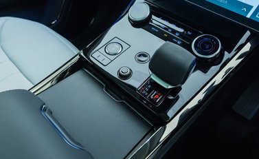 Land Rover Range Rover Sport P440e Autobiography 16