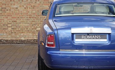 Rolls-Royce Phantom Series II 13