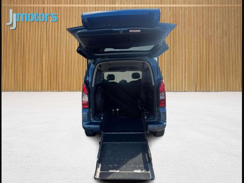 Peugeot Partner Tepee 1.6 HDi Tepee S MPV 5dr Diesel Manual (135 g/km, 92 bhp) 4