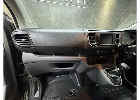 Vauxhall Vivaro 1.5 Turbo D 2900 Sportive Panel Van 6dr Diesel Manual L2 H1 Euro 6 (s/s) (1 43
