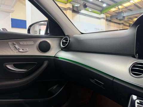Mercedes-Benz E Class 2.0 E220d SE (Premium) Saloon 4dr Diesel G-Tronic+ Euro 6 (s/s) (194 ps) 45