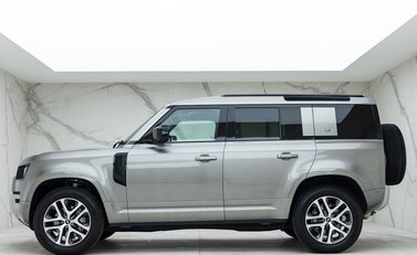 Land Rover Defender 110 XS Edition P400 2