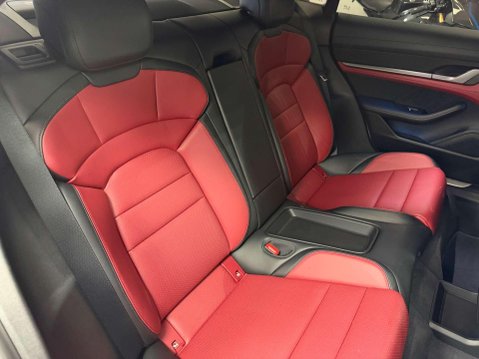 Porsche Taycan Performance 89kWh 4S Saloon 4dr Electric Auto 4WD (11kW Charger) (544 ps) 64