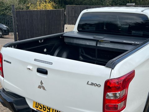 Mitsubishi L200 DI-D CHALLENGER DCB 21