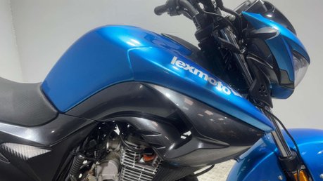 Lexmoto Isca 2020 ONLY 6K, NEW MOT, LEARNER BIKE 125CC NAKED 12