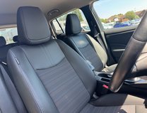 Nissan LEAF N-Connecta Hatchback 5dr Electric Auto (150 ps) 13