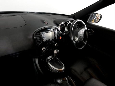 Nissan Juke 1.6 Tekna SUV 5dr Petrol XTRON Euro 6 (117 ps) DAB Radio - Alloys- Air Con 14