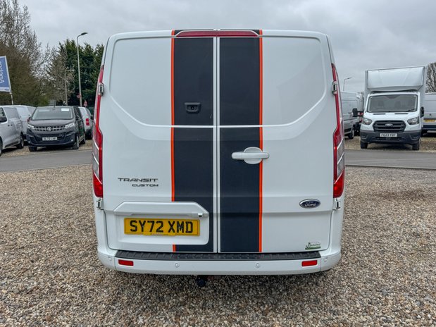 Ford Transit Custom Crew Cab AUTO SWB L1H1 Sport 320 Air Con SELECT 8