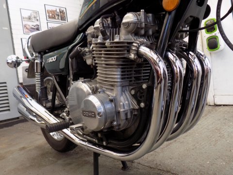 Kawasaki Z900 A4 9