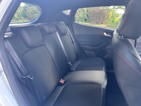 Ford Fiesta ST-LINE X EDITION MHEV 16