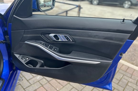 BMW 3 Series 330E M SPORT 23