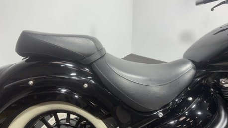 Suzuki Intruder 800 VL 2015 26K CUSTOM LOOKS MOT SERVICED CRUISER BIKE 800CC A2 12